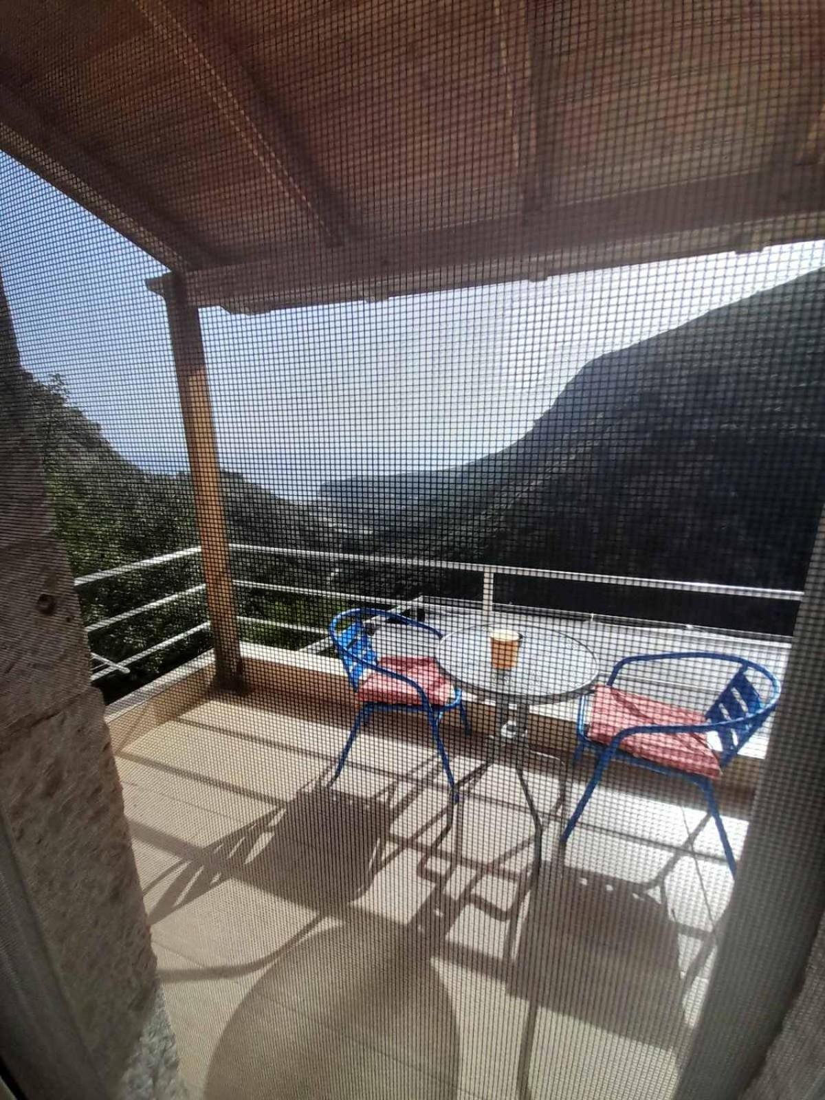 Sofia'S Rooms Himare Esterno foto